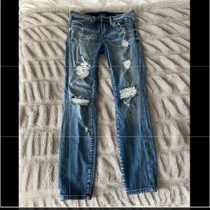 NEVER WORN Blank NYC Women’s Ripped Jeans